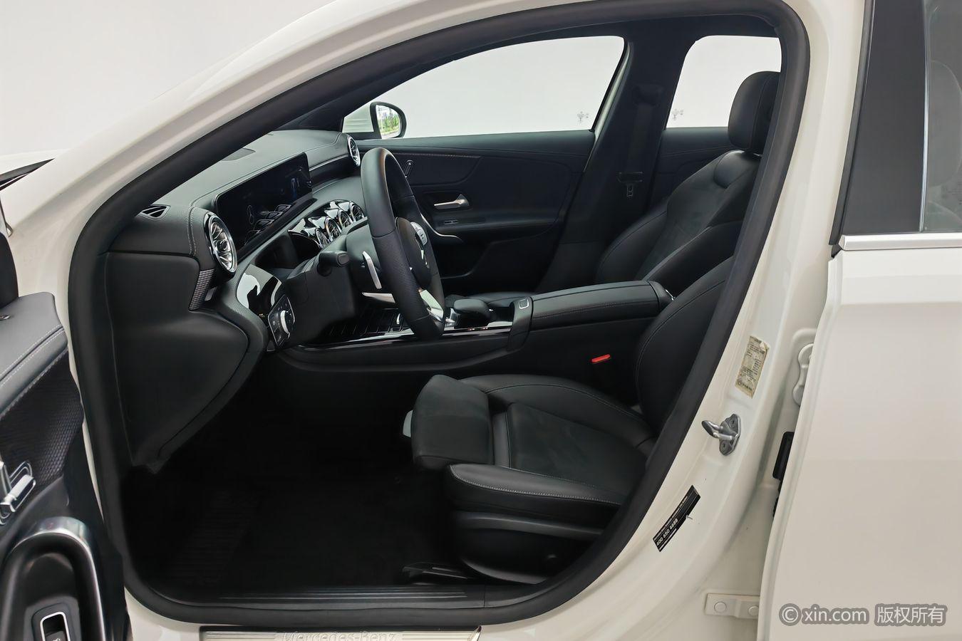 Mercedes-Benz Class A 2021 Белый из Китая, фото 3