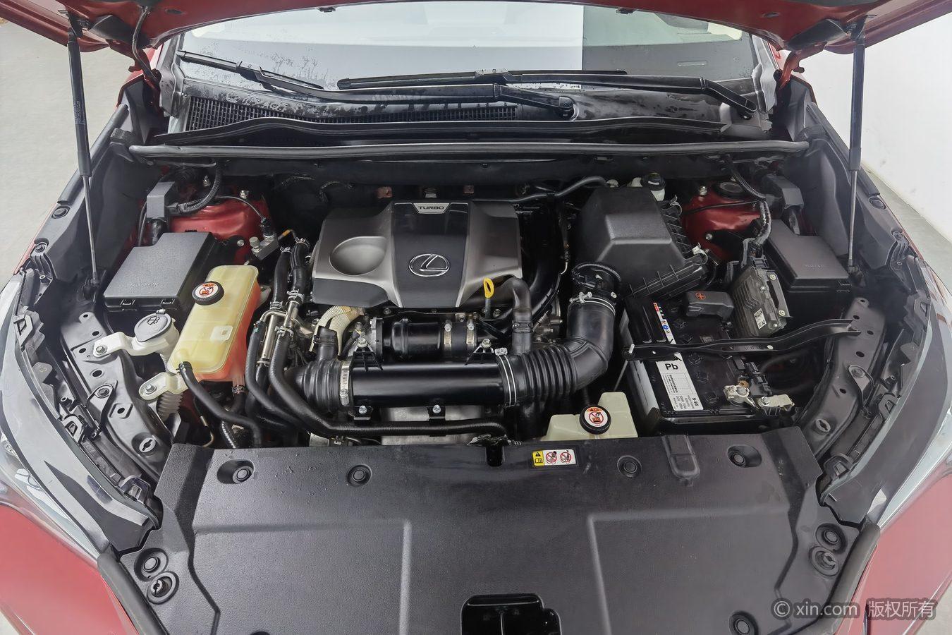Lexus NX 2018 300 V