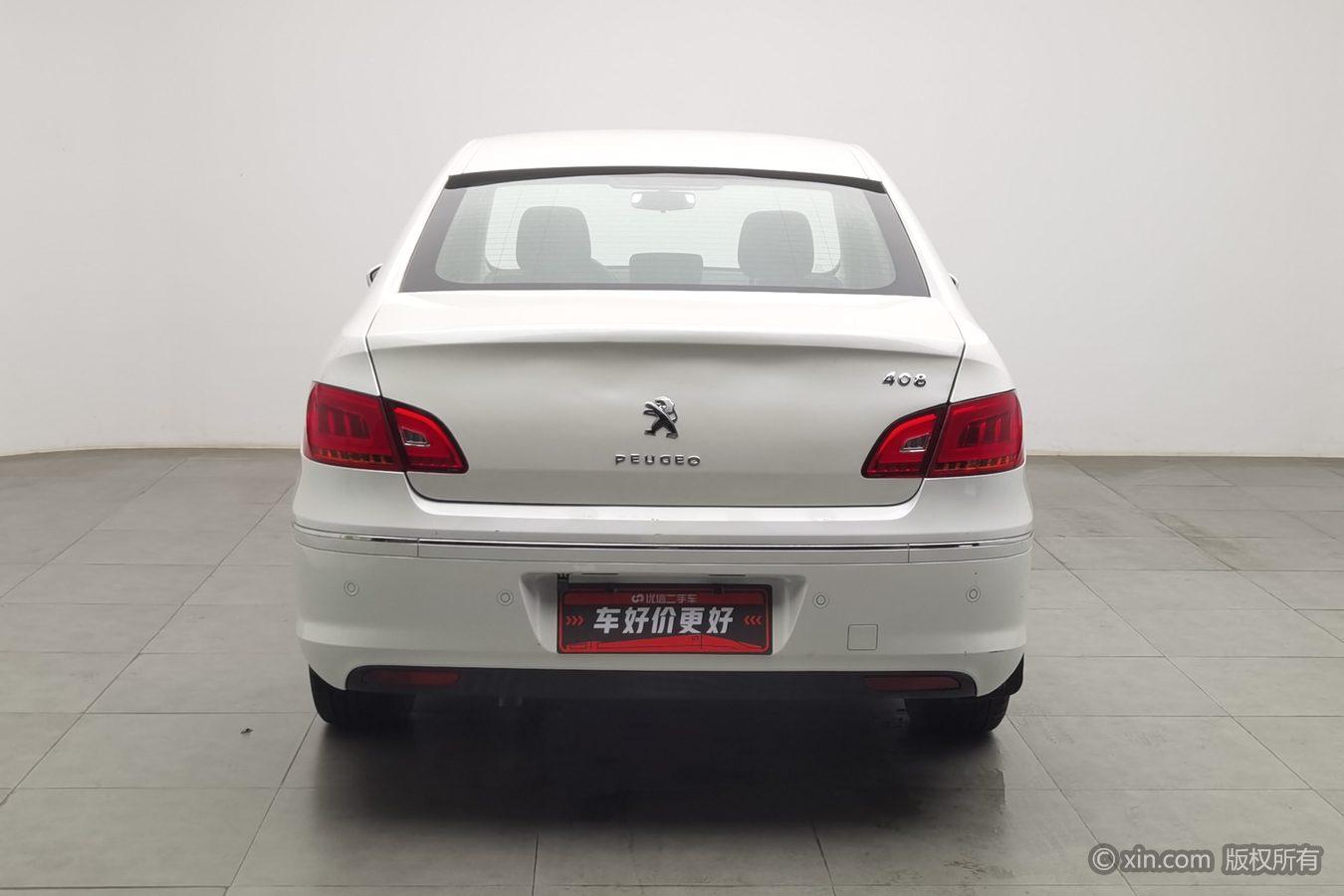 Peugeot 408 2013 1.6L MT Comfort