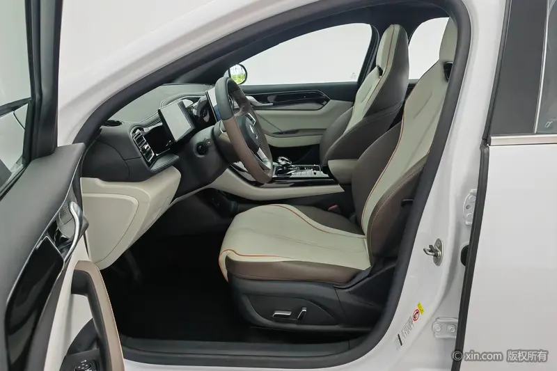 BYD Qin Plus — фото 12