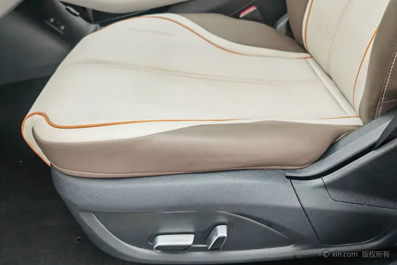 BYD Qin Plus — фото 13
