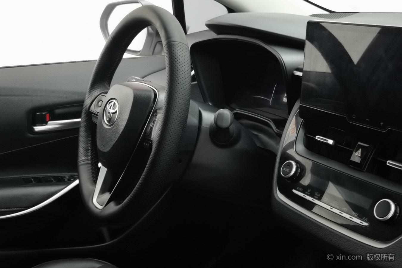 Toyota Corolla id 4437745 из Китая 15