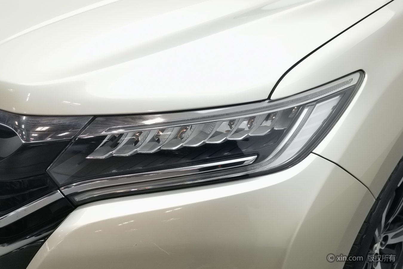 Honda UR-V 2017 370TURBO Luxury V