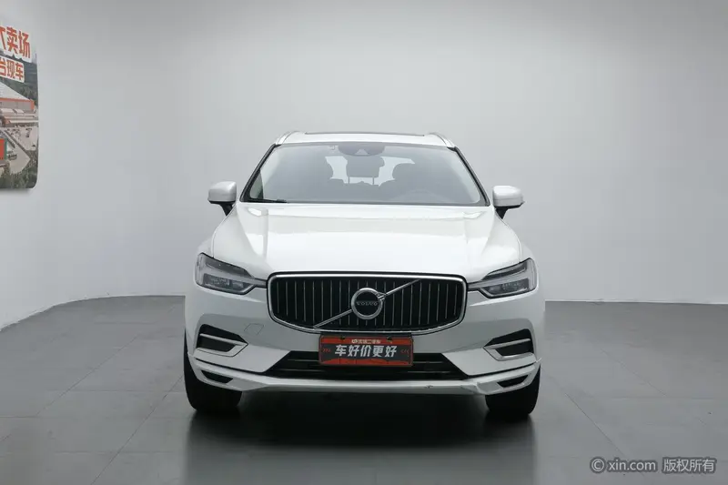 Volvo XC60 — фото 2