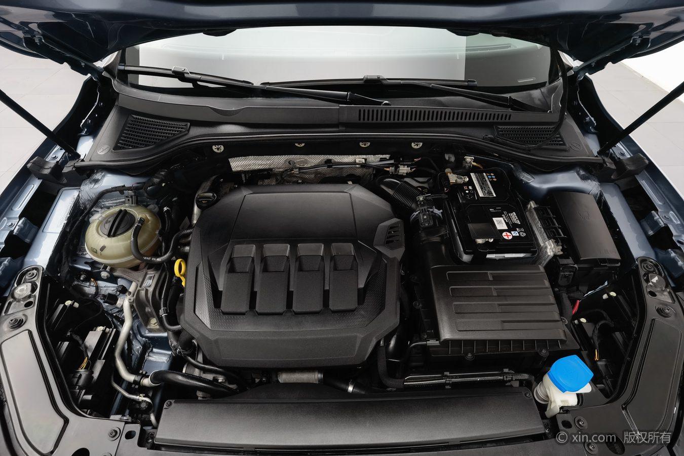 Volkswagen Passat 2021 Синий из Китая