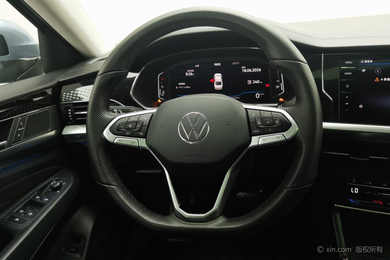 Volkswagen Passat 2021 Синий из Китая, фото 3