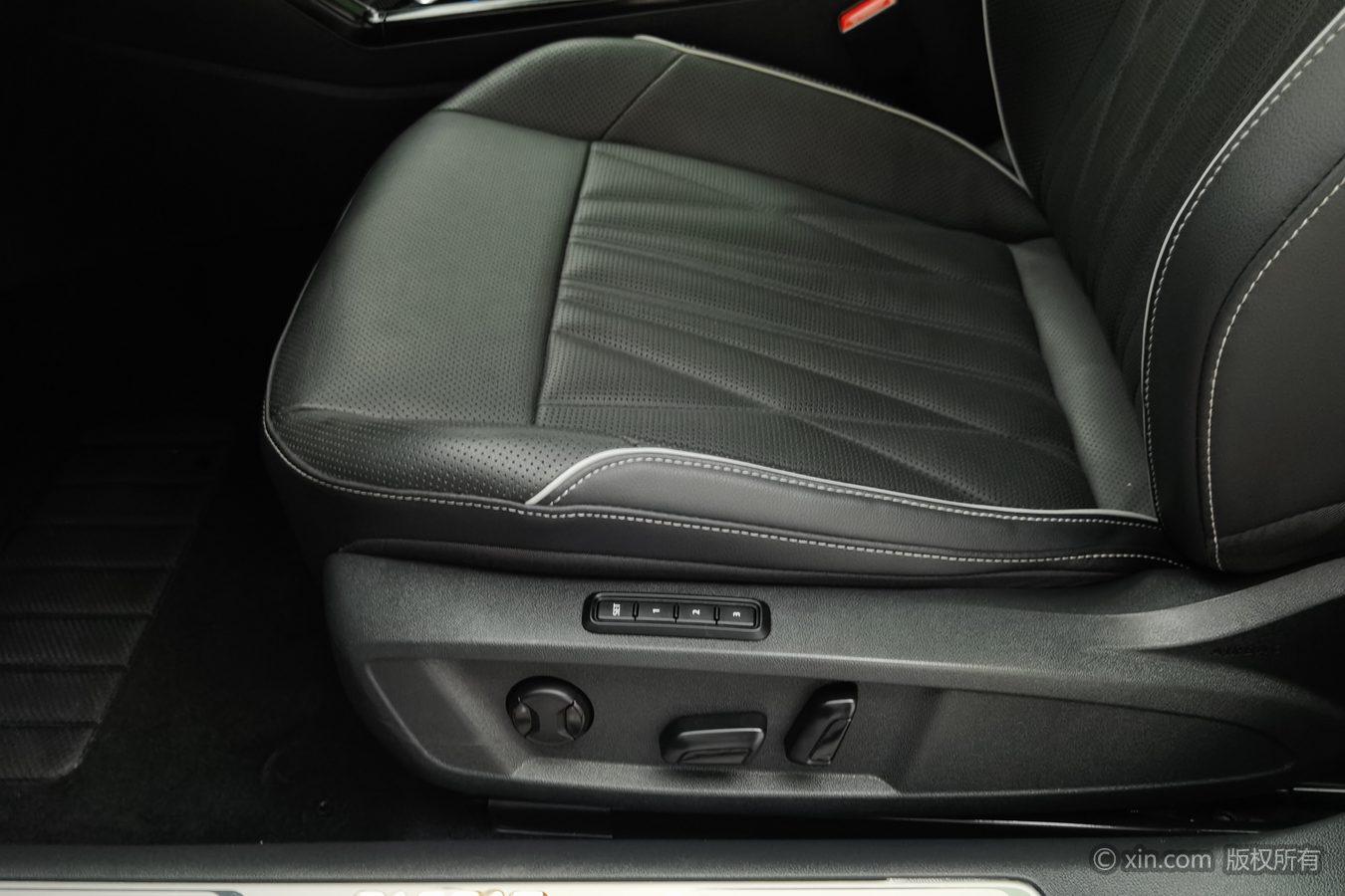Volkswagen Passat id 4479285 из Китая 15