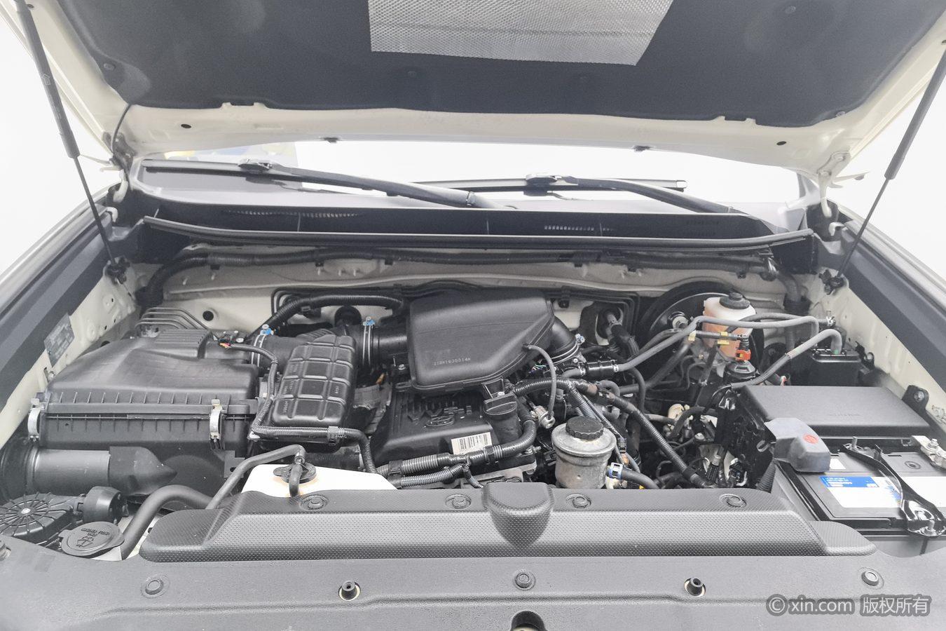 Toyota Land Cruiser Prado 2015 2.7L AT Standard