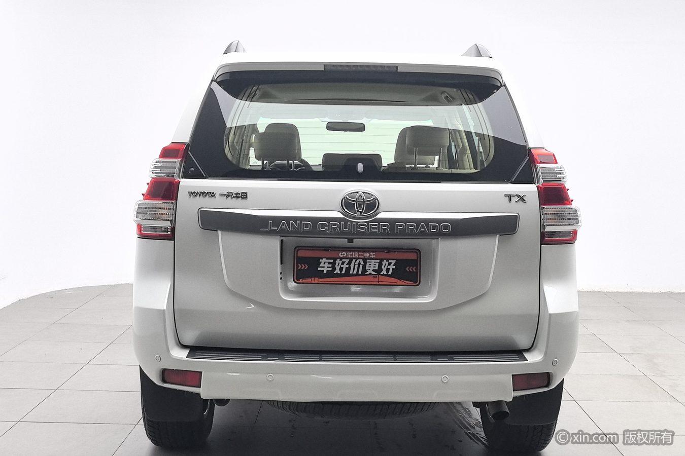 Toyota Land Cruiser Prado 2015 2.7L AT Standard