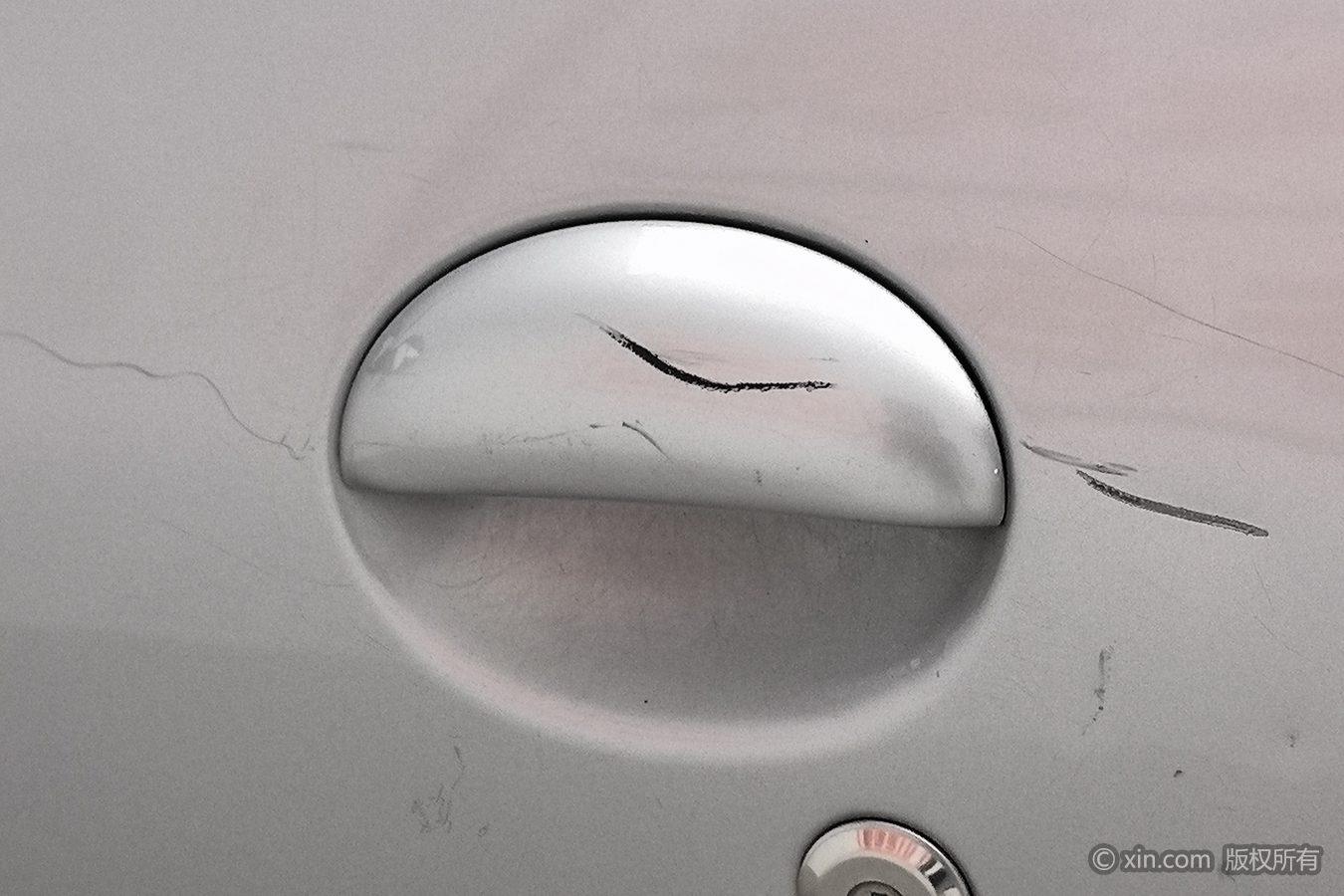 Peugeot 207 2011 1.4L MT