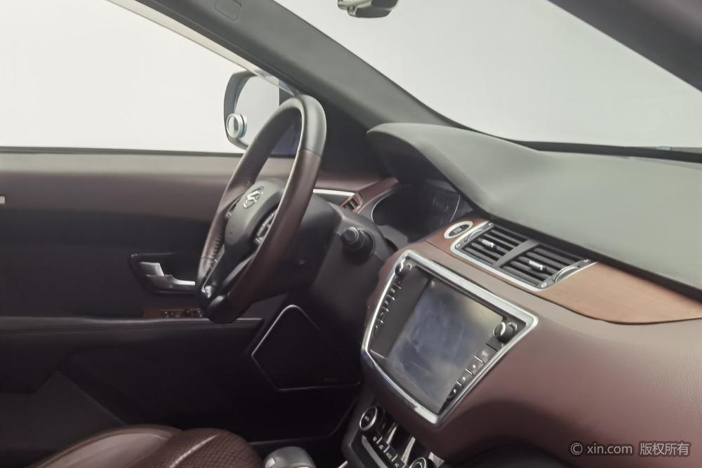 Landwind X7, фото 11