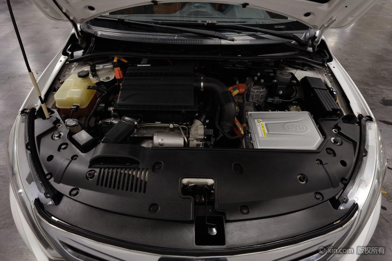 BYD Qin DM 2015 1.5T Flagship