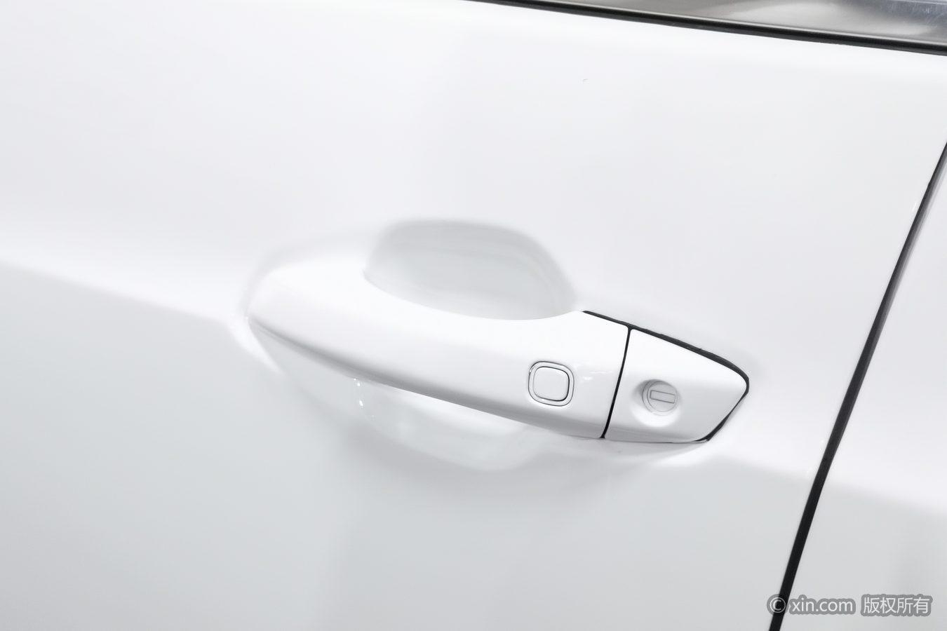 BYD Qin DM 2015 1.5T Flagship