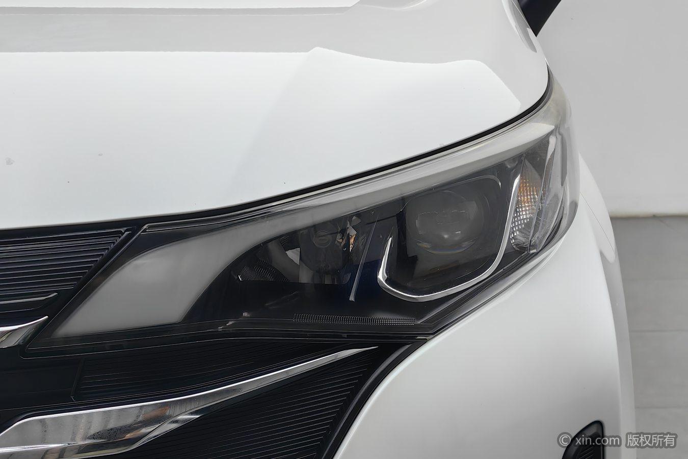 GAC M6 2019 270T AT Luxury 6 мест V