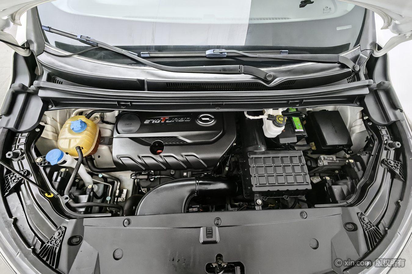GAC M6 2019 270T AT Luxury 6 мест V