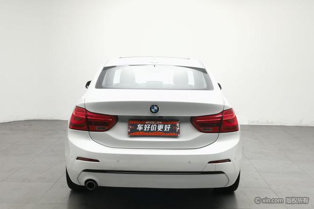 BMW 1-Series 2018 118i Sport — фото 3