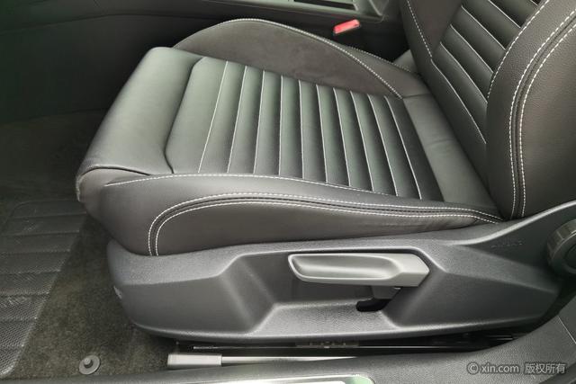 Volkswagen Magotan 2020 280 TSI DSG Comfort — фото 18