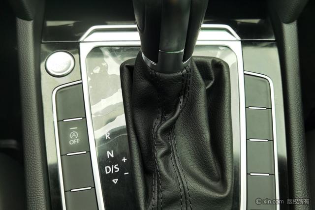 Volkswagen Magotan 2020 280 TSI DSG Comfort — фото 14