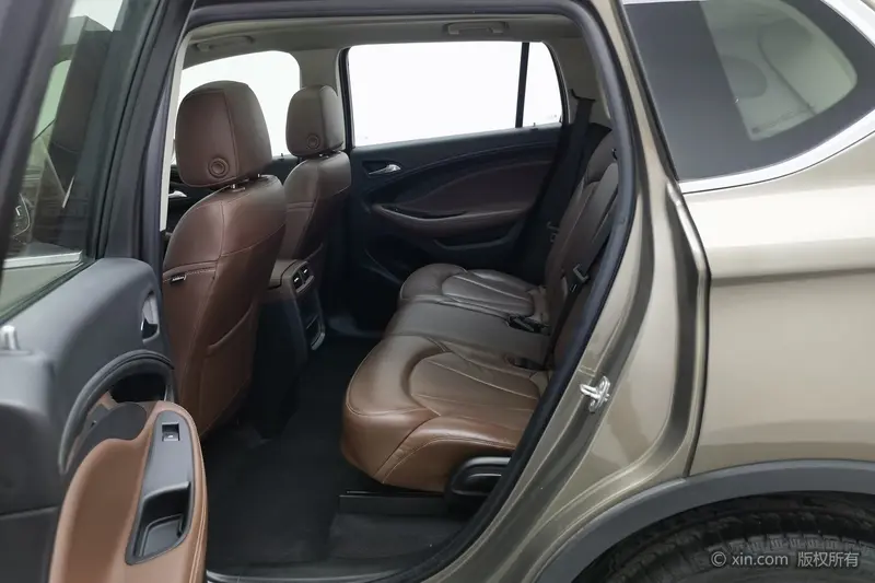 Buick Envision — фото 15