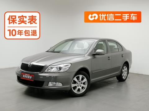 Skoda Octavia 2015 1.6L MT