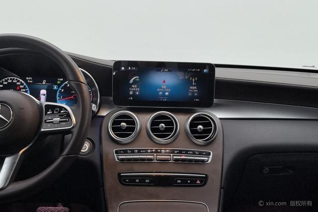 Mercedes-Benz GLC 2022 GLC 300 L 4 MATIC — фото 11