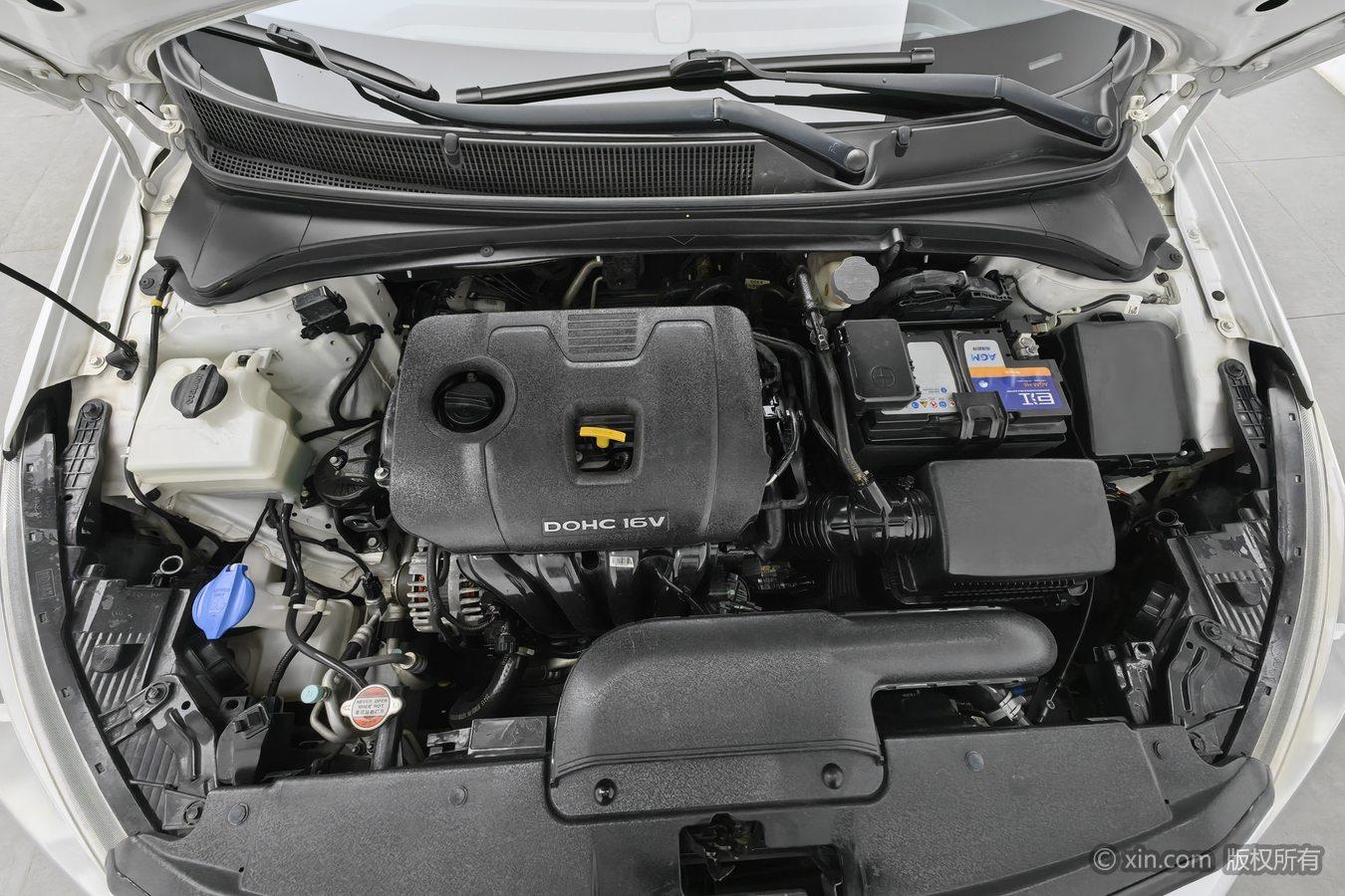 Hyundai Mistra 2017 1.8L AT GLS V