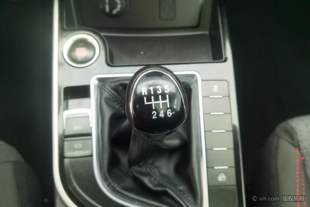 Dongfeng popular Popular T5L 2020 Белый из Китая