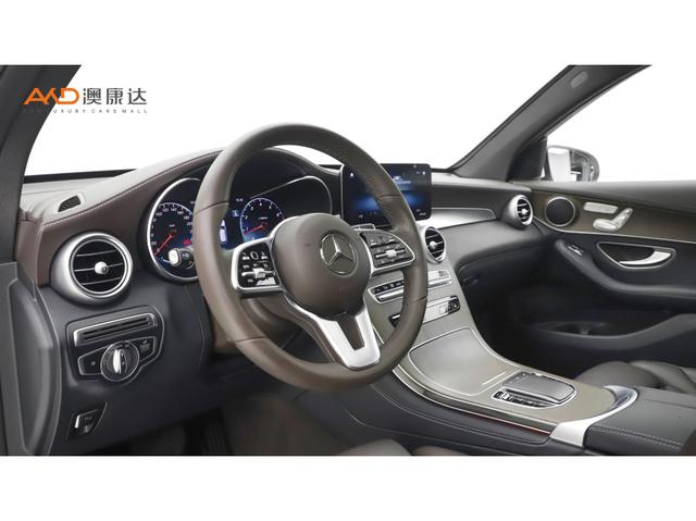 Mercedes-Benz GLC 2022 GLC 260 L 4 MATIC Luxury — фото 8