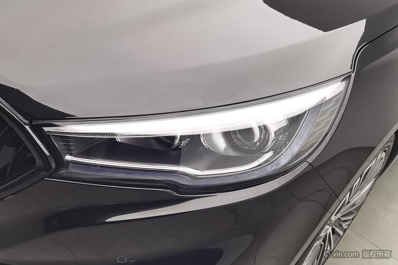 Hongqi H5 2022 1.8T AT