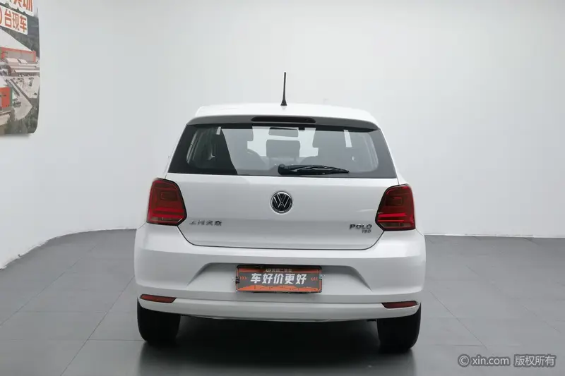 Volkswagen Polo 1.5 L MT — фото 3