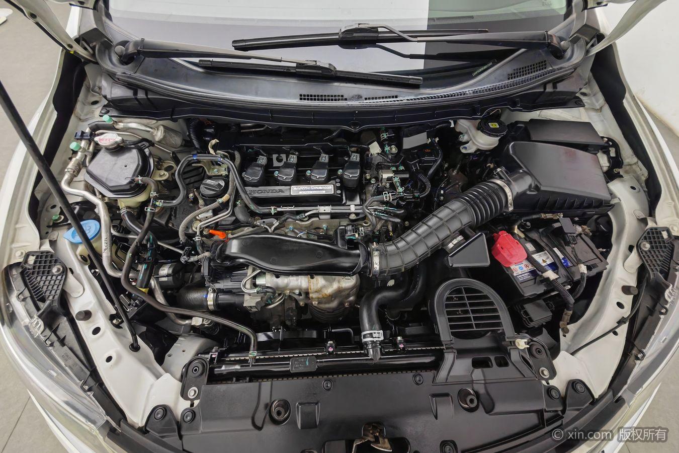 Honda Jade 2017 210TURBO CVT Luxury 5 мест