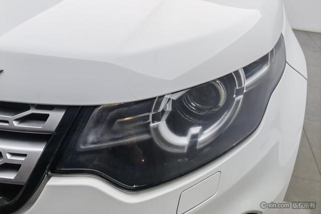 Land Rover Discovery Sport 2016 2.0 T HSE — фото 7