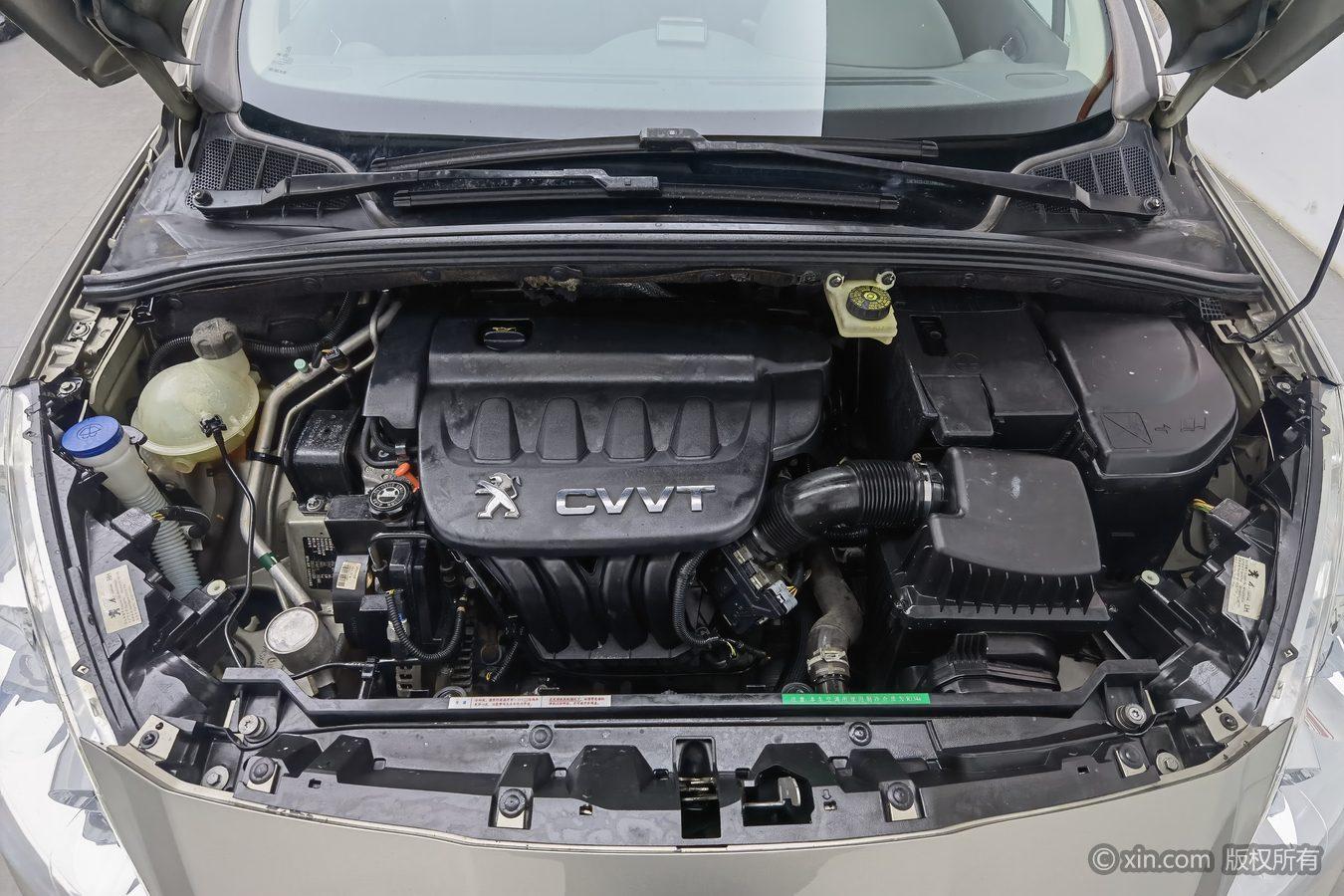 Peugeot 408 2013 2.0L AT Comfort