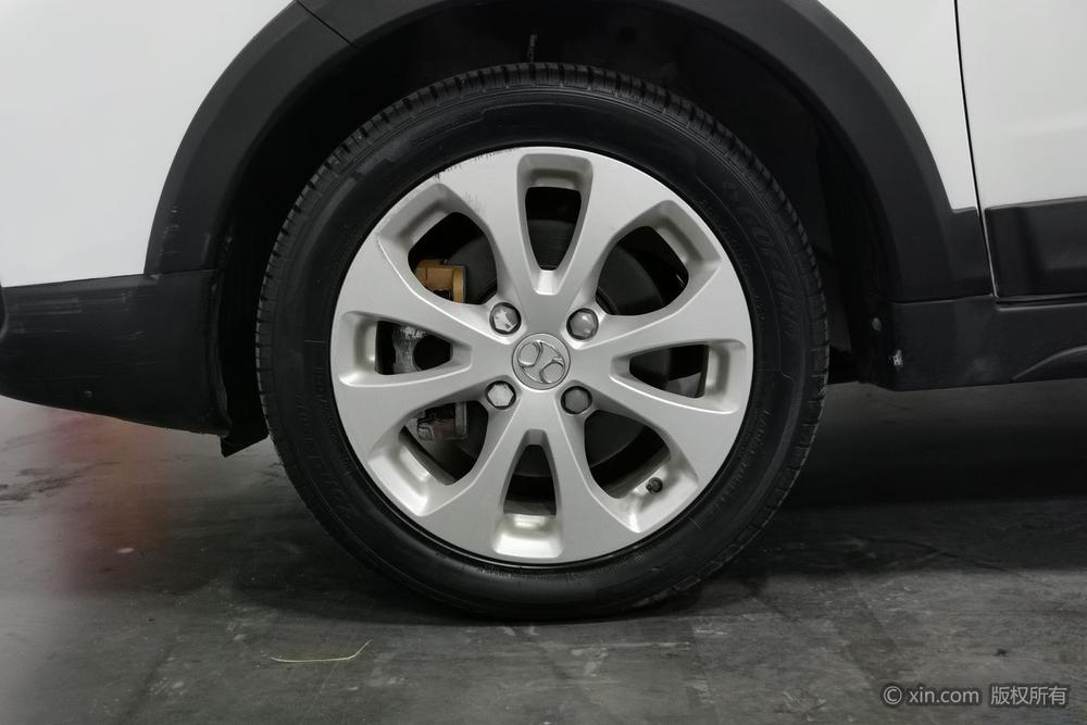 BAIC BJEV EC5, фото 8