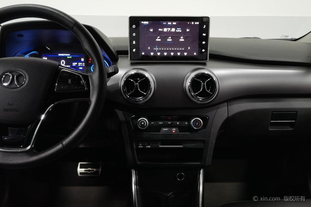 BAIC BJEV EC5, фото 11