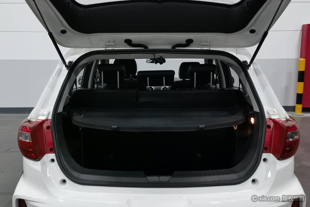 BAIC BJEV EC5, фото 23
