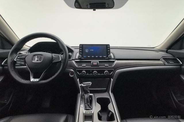 Honda Accord 2018 230 TURBO VI — фото 11