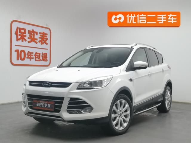 Ford Kuga 2013 года выпуска