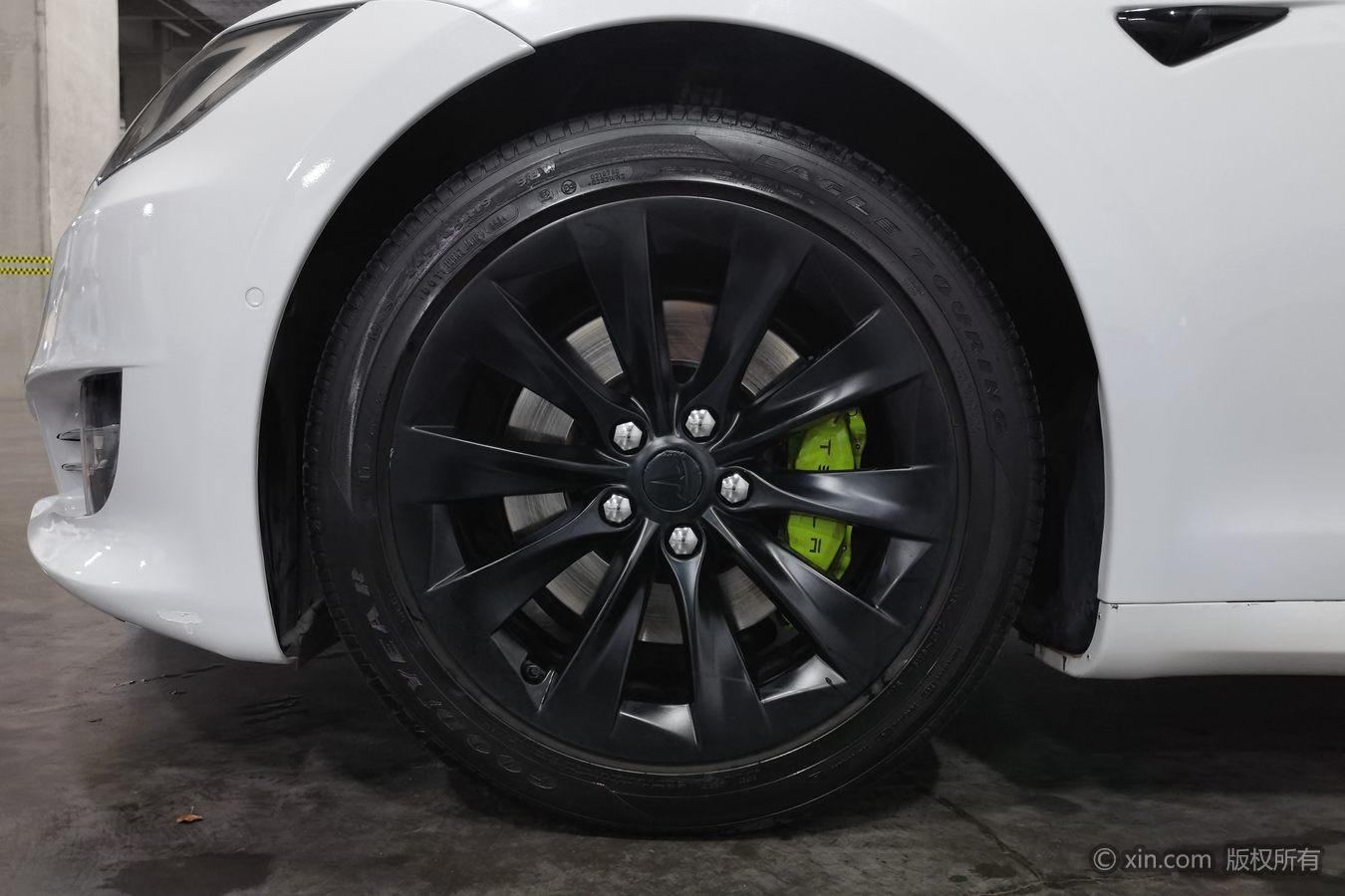 Tesla Model S 2017 75D