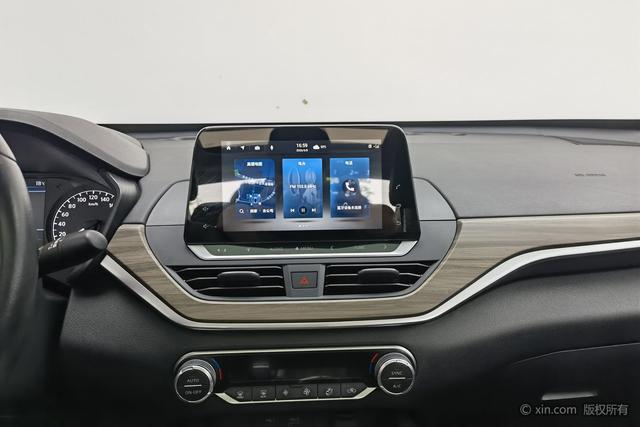 Nissan Teana 2021 2.0 L XL — фото 13