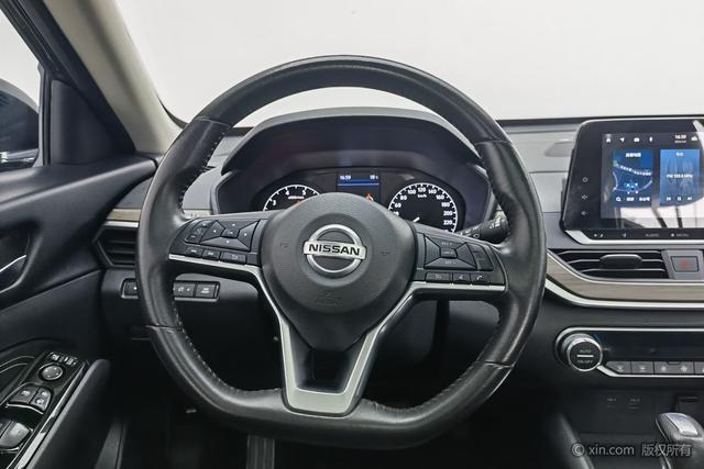 Nissan Teana 2021 2.0 L XL — фото 14