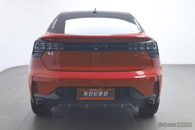 Lynk & Co 05 2020 2.0 TD 4 WD Halo — фото 3