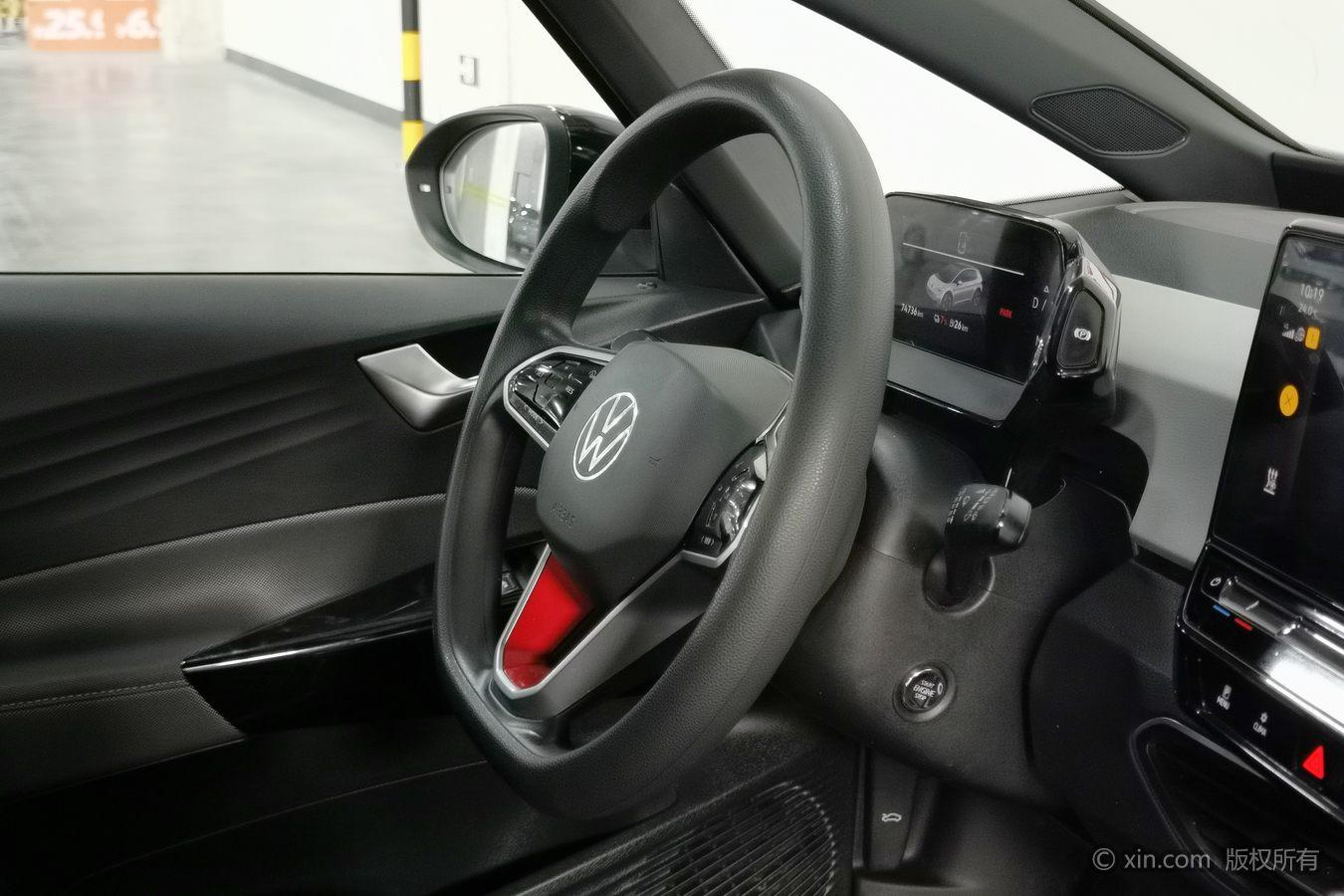 Volkswagen ID.3 2022 Темно-серый из Китая, фото 3