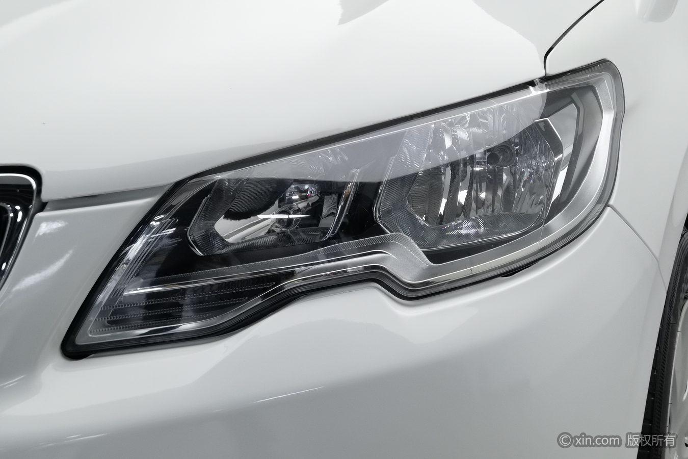 Peugeot 301 2018 1.6L MT Comfort