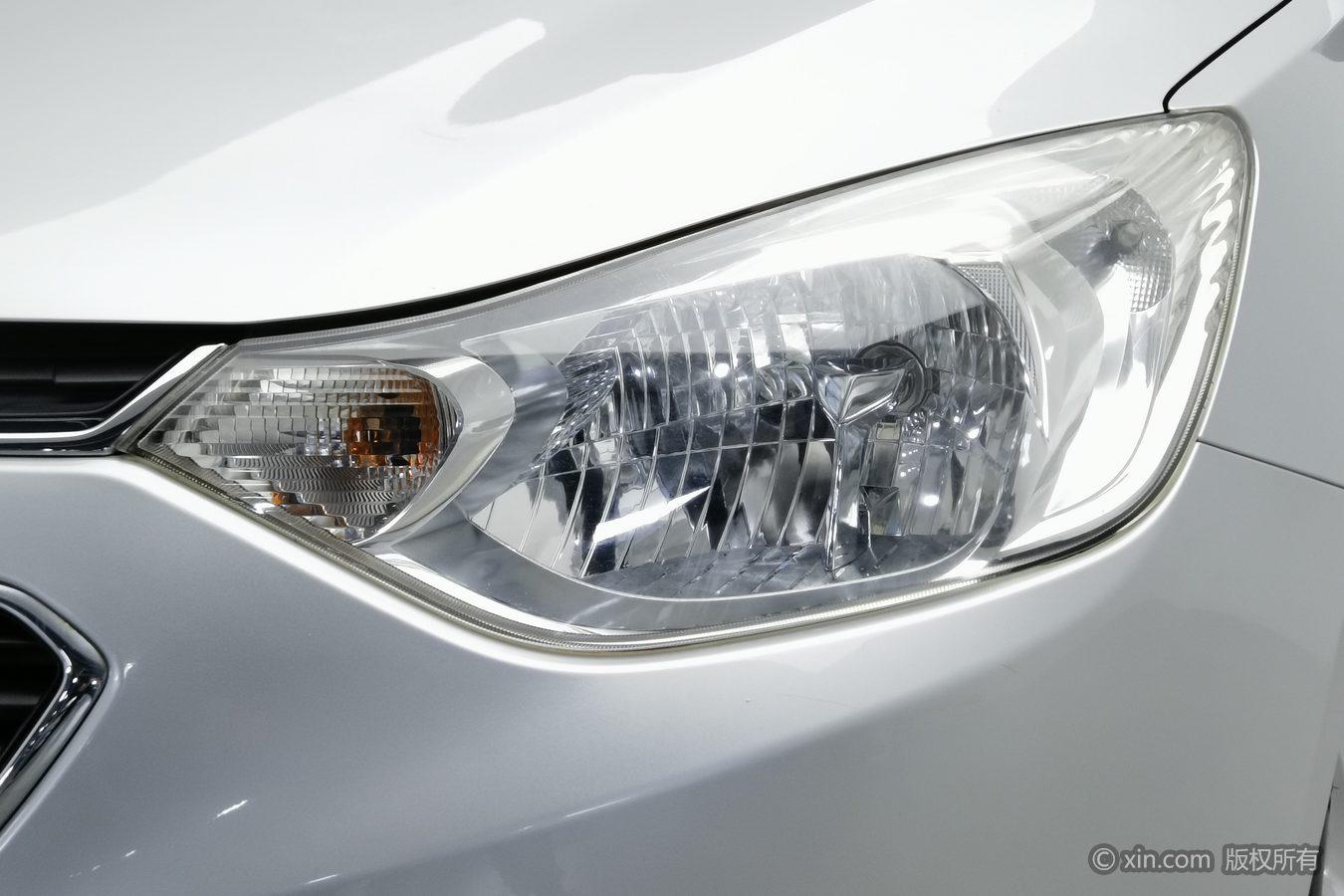 Chevrolet Sail 2015 3 1.3L MT