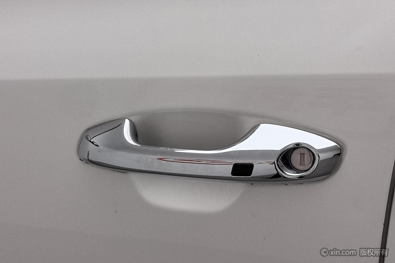 Kia KX CROSS 2017 1.4L AT GLS