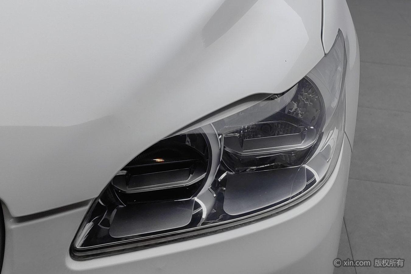 Peugeot 301 2016 1.6L AT Comfort