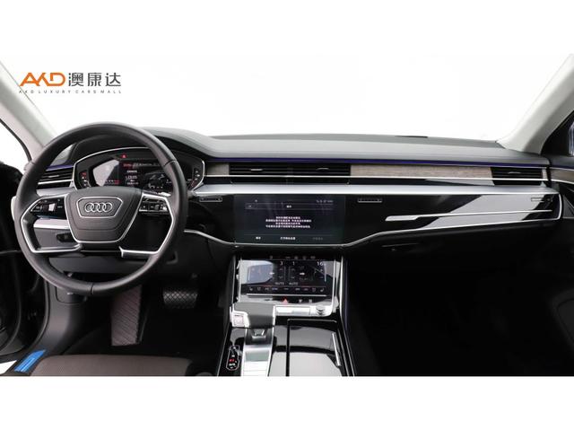 Audi A8 2024 A 8 L 55 TFSI quattro Flagship — фото 6