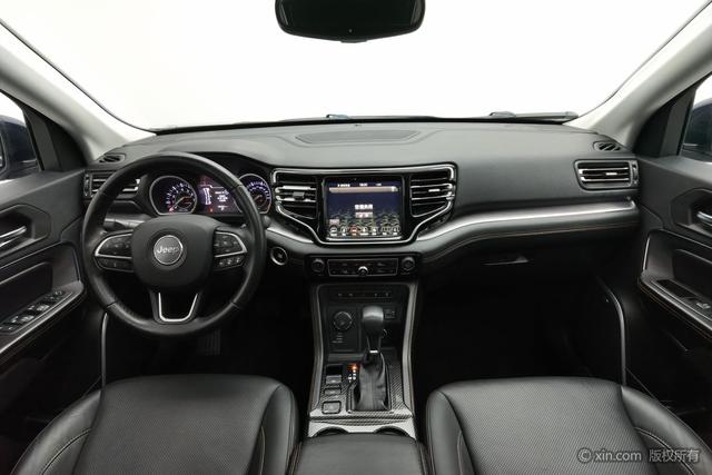 Jeep Grand Commander 2018 2.0 T 4 WD V — фото 13