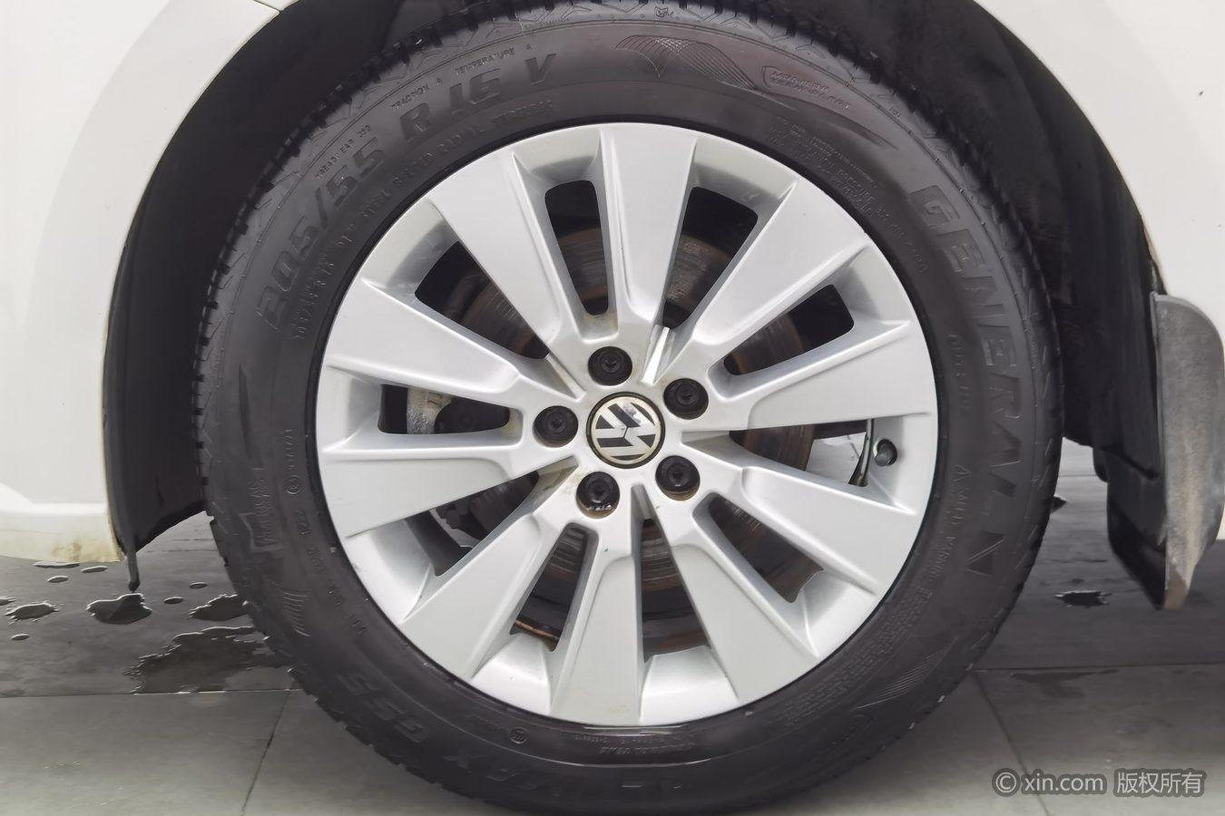 Volkswagen Lavida 2013 1.6L MT Comfort